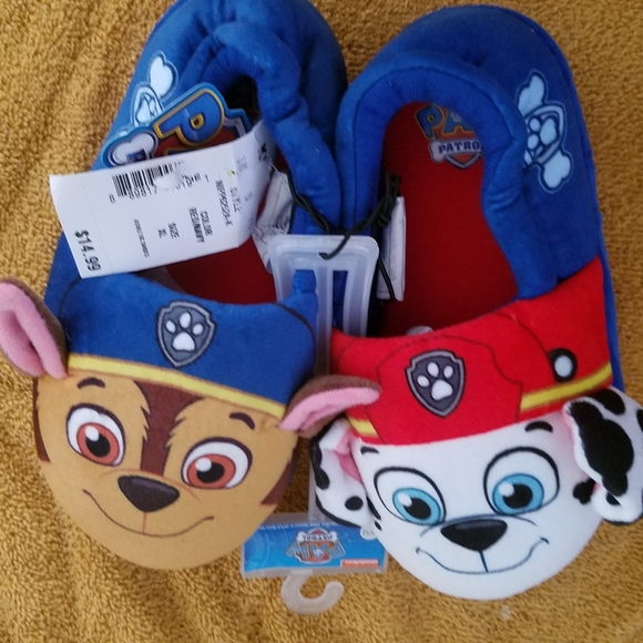 Kids Slippers - Picture 6 of 8